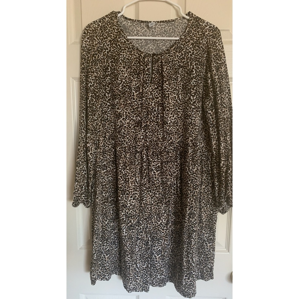 Old Navy Animal Print Keyhole Dress Women’s Medium